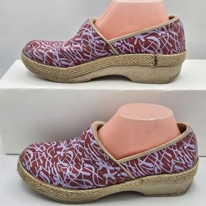 Dansko espadrille canvas clog shoes style 6604920300 size 38 US size 7.5/ 8